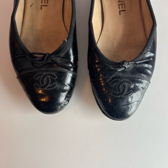 Chanel Patent Ballet Flats - Picture 5 of 6